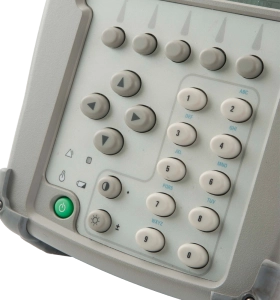3515AR Portable Radio Communications Test Set