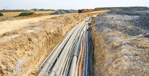 Fiber optic cables installation Fiber optic cables installation